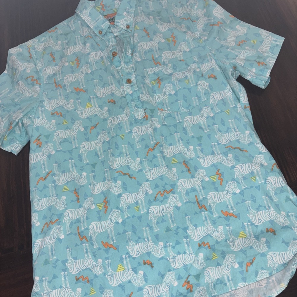 Chubbies Mens Shirt Polo Medium Zebra Greetings from the Weekend Pop Over Cotton